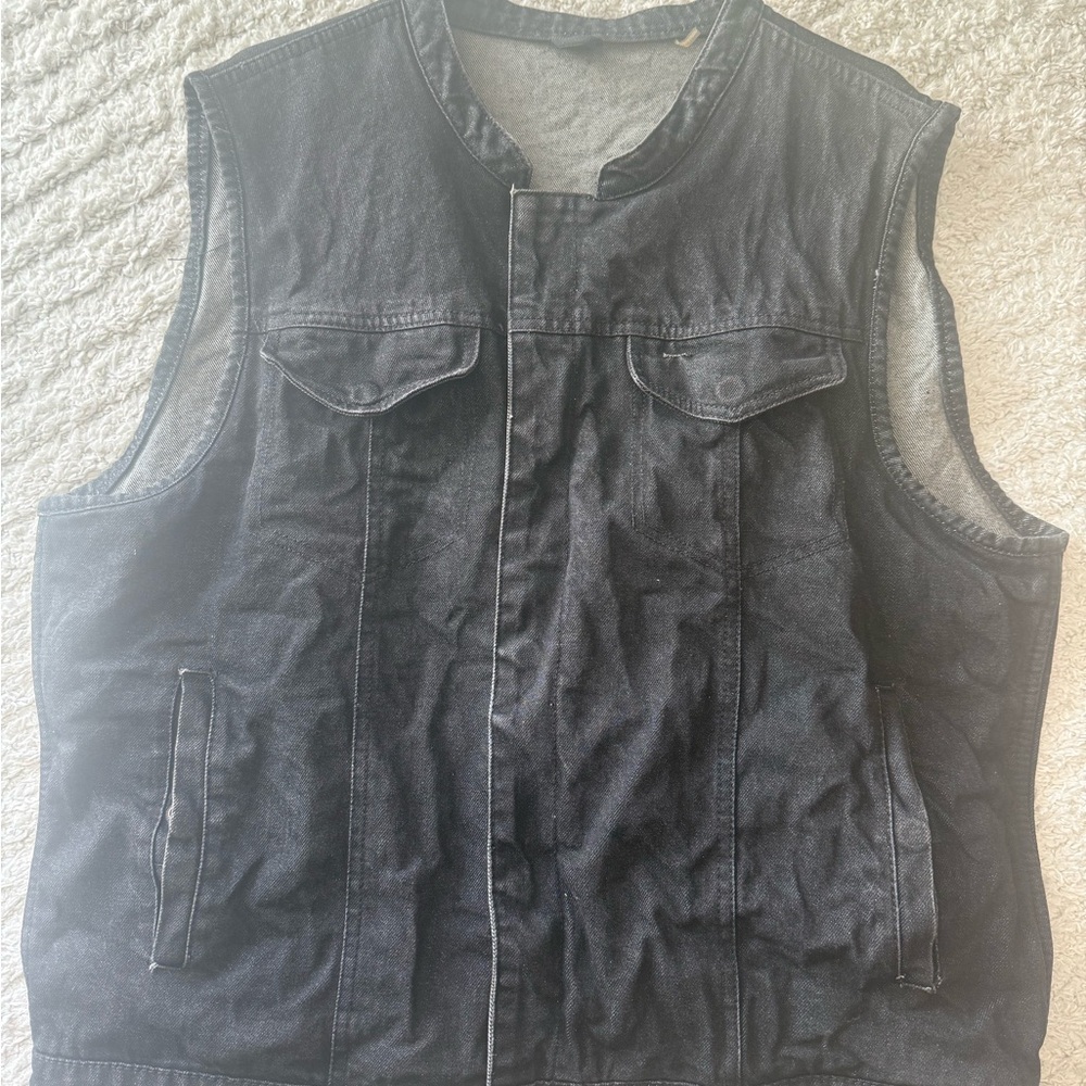 Black Men's Sleeveless Jacket Vest